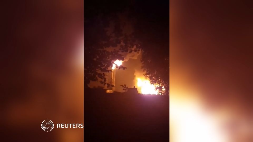 Fire breaks out an oil refinery in Germany forcing thousands to ...