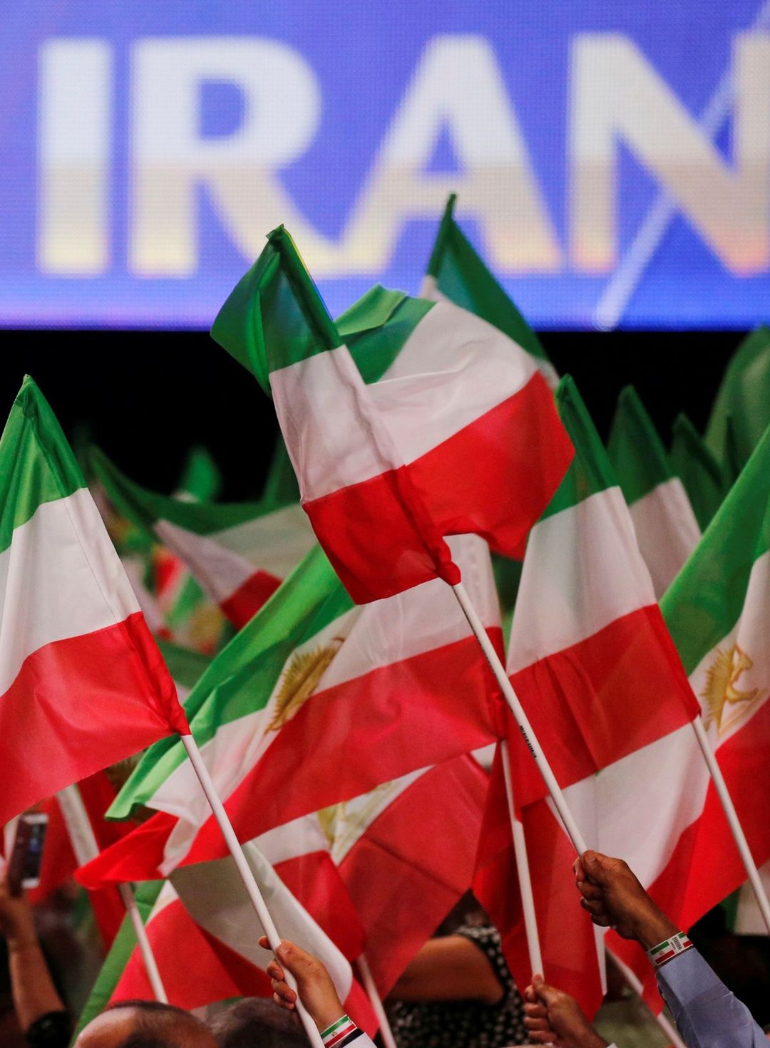 France seizes Iranian assets over bomb plot | Reuters
