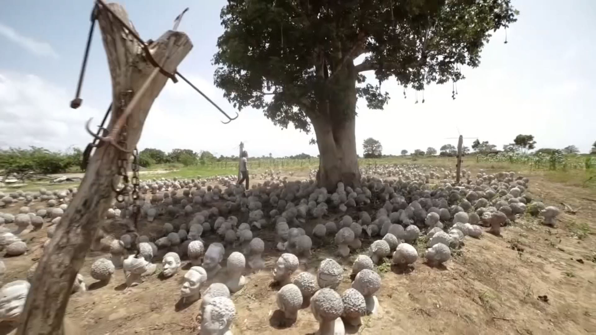 Ghana's sea of sculpted slave heads Reuters Video