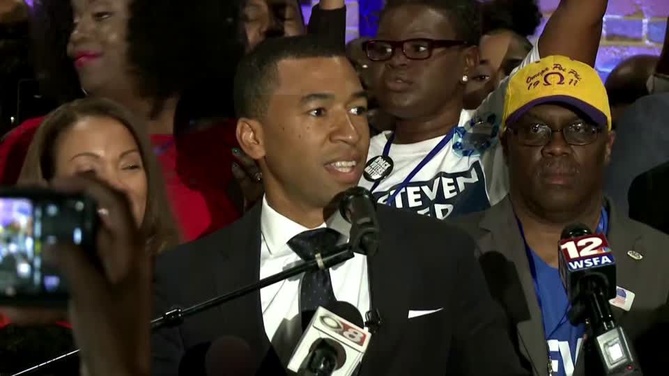 Birthplace of U.S. civil rights movement elects first black mayor | Reuters