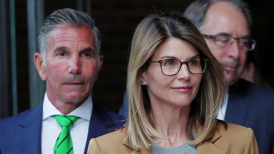 Lori Loughlin, husband to plead guilty to college admissions scam | Reuters