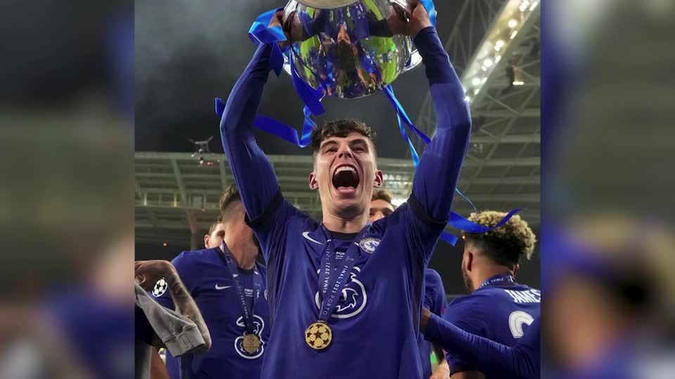 Best day of my life': Ecstatic Chelsea fans celebrate title in - Main Image