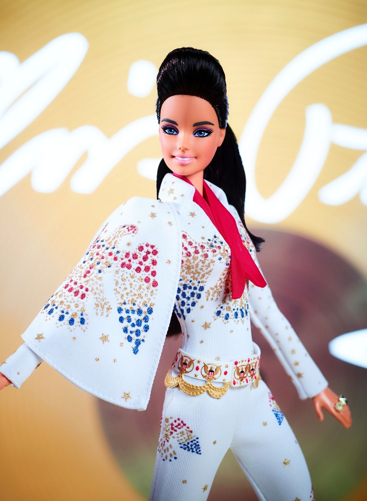 Barbie celebrates Elvis Presley with new doll | ロイター