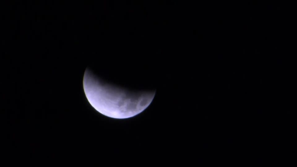 Partial lunar eclipse from around the world | Reuters