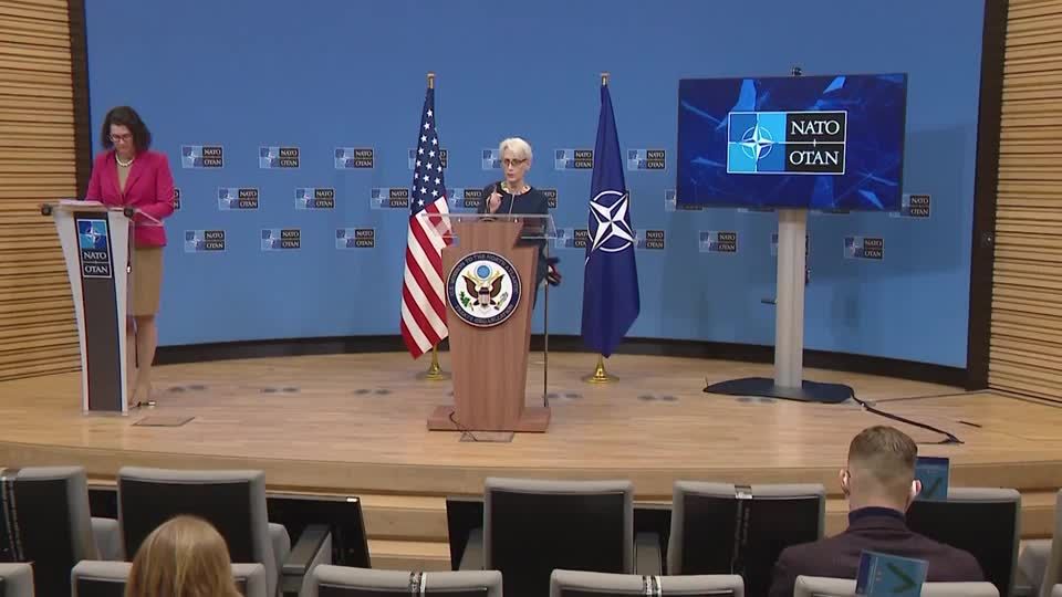 NATO offers arms talks as Russia warns of dangers | Reuters