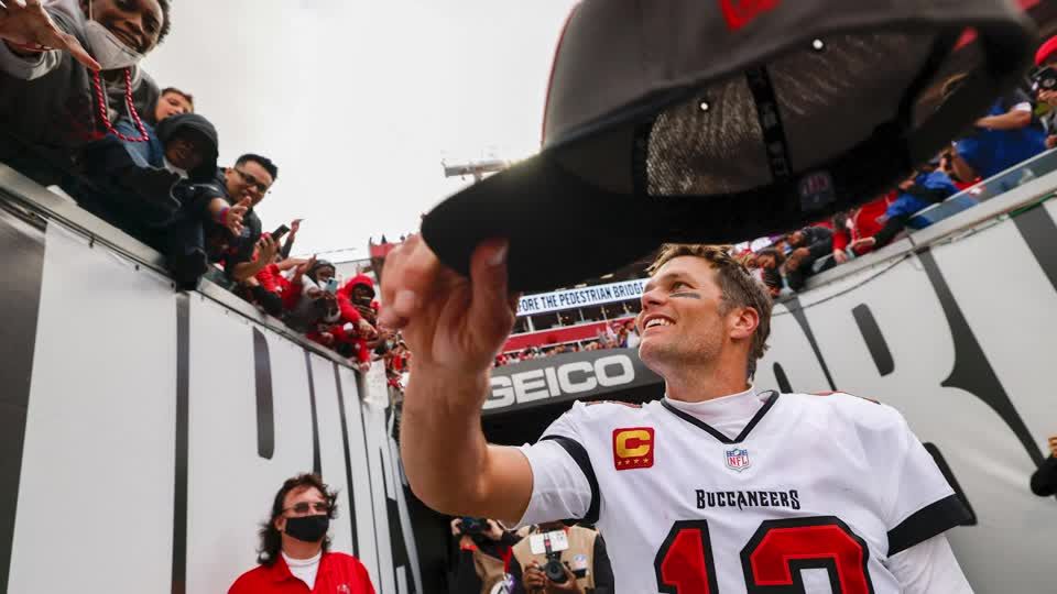 Tom Brady ends retirement, says he will play for Tampa next season