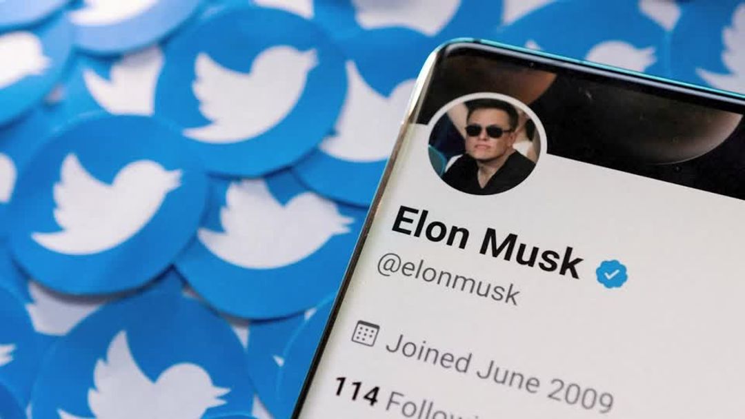 Musk begins his Twitter ownership with firings, declares the 'bird is ...