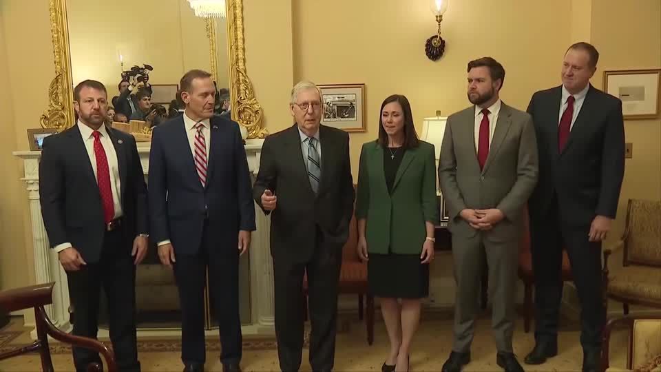 McConnell welcomes new GOP senators | ロイター