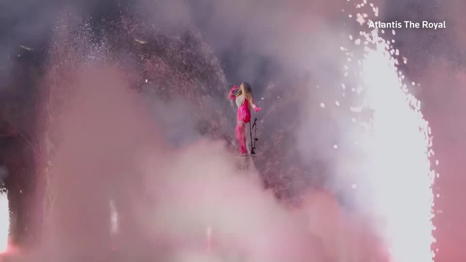 Beyonce performs at opening of hotel in Dubai | Reuters