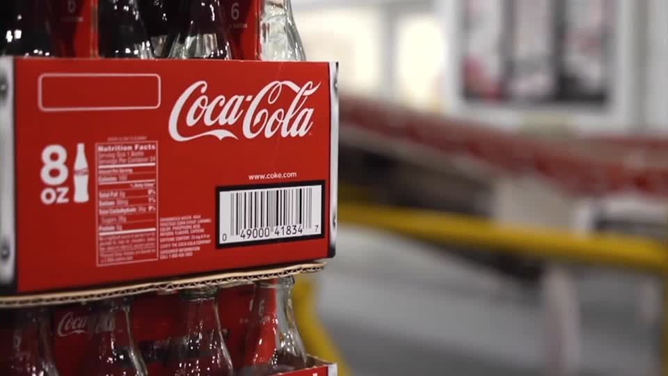 Demand for Coca-Cola steady despite higher prices | ロイター