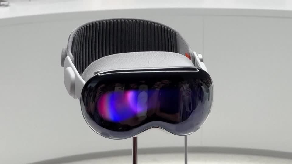 Ar Headset Bloomberg Apple Vr Oculus Rift Oculus Quest On Finance