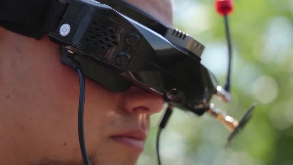 How being a gamer helps this Ukrainian drone pilot | Reuters