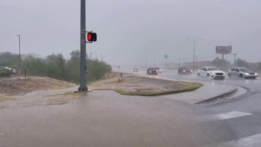 Tropical Storm Harold knocks out power to thousands in Texas | Reuters