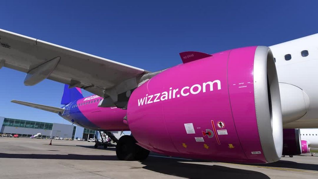RTX engine issue will ground 350 planes per year through 2026 | Reuters
