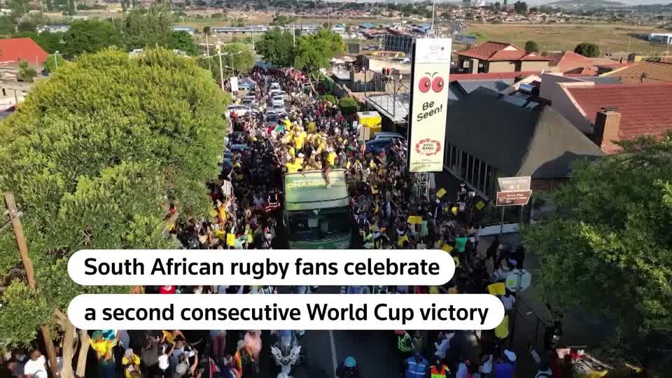 South African rugby team begins trophy tour | Reuters