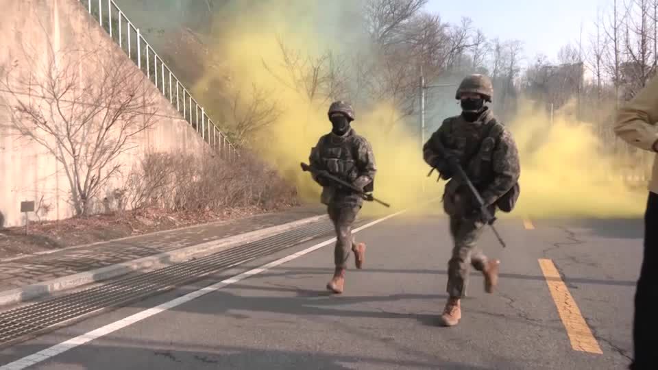 South Korean capital drills to guard against surprise attack by North |  Reuters