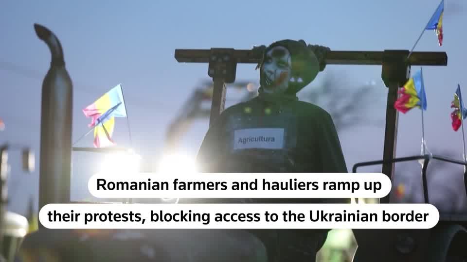 Romanian farmers, hauliers ramp up protests, block Ukraine border ...