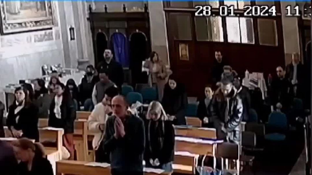 Masked gunmen kill one person in Istanbul Catholic church | Reuters