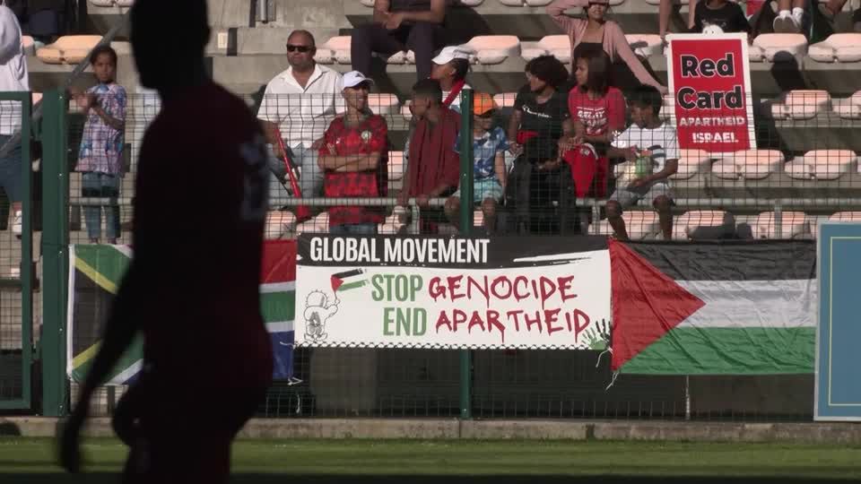 Palestinian soccer team plays S. Africa in charity match | Reuters