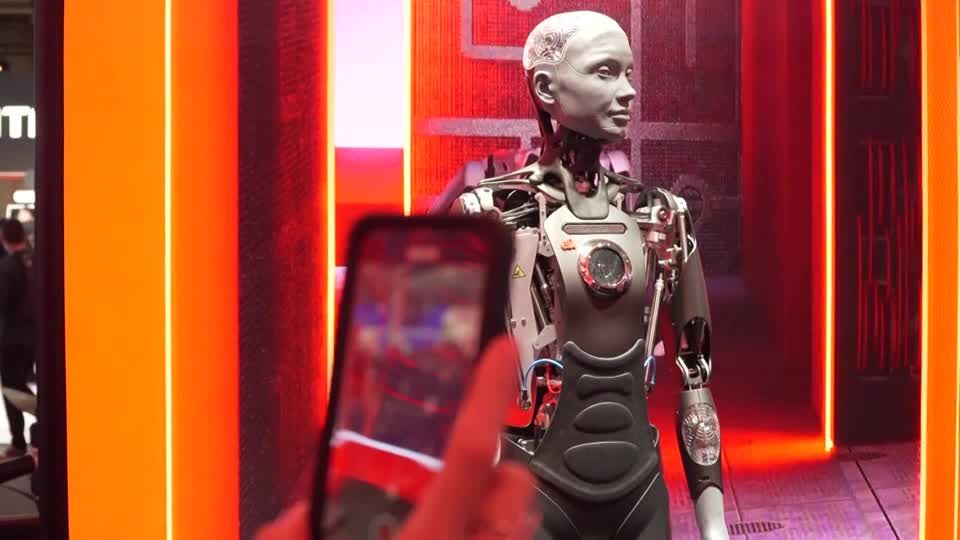 AI takes center stage at annual Mobile World Congress | Reuters