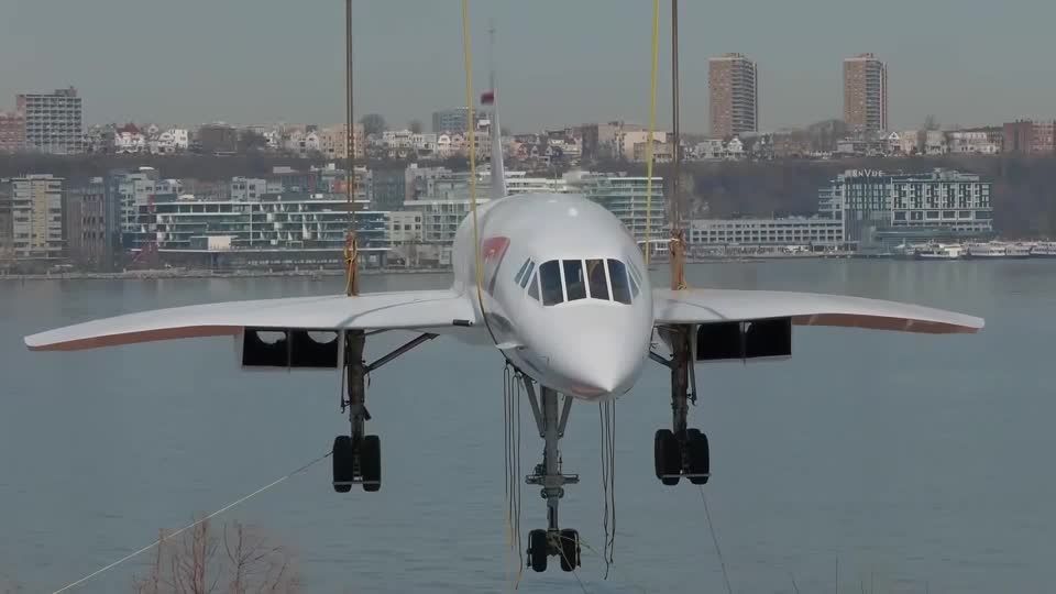 超音速旅客機コンコルドが「化粧直し」、ハドソン川経由で博物館へ帰還（字幕・15日）