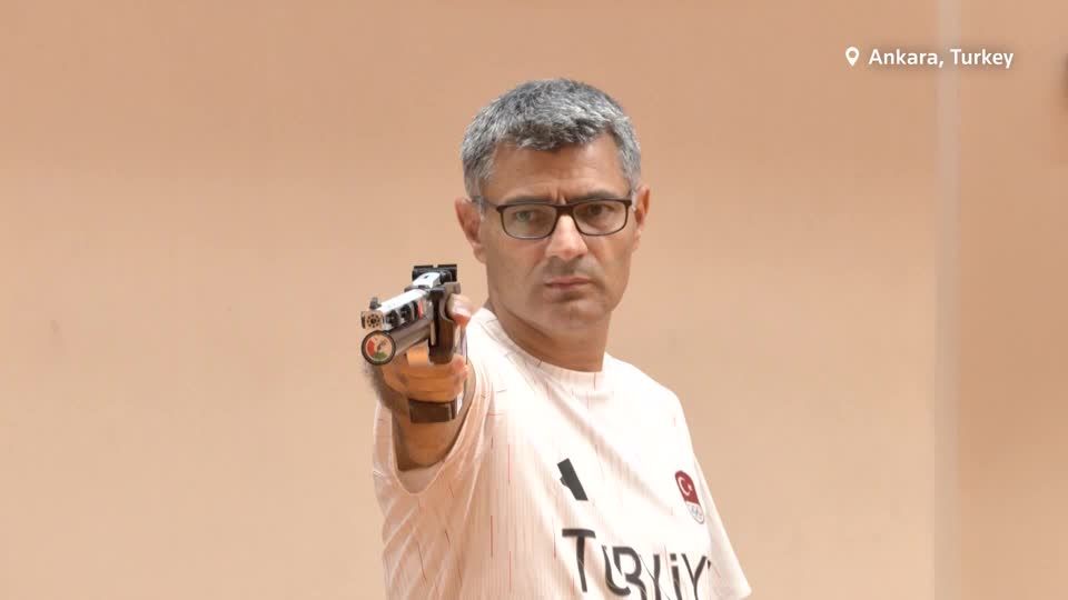 Viral Turkish shooter says calm demeanor hid the storm within | ロイター