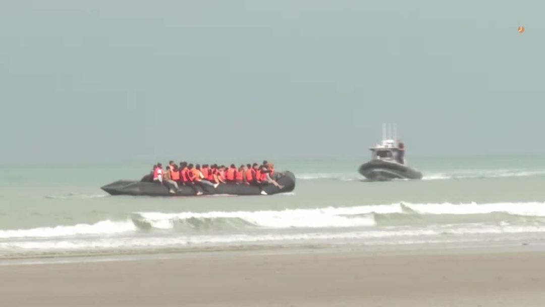 At least 12 migrants dead after vessel capsizes in Channel | Reuters