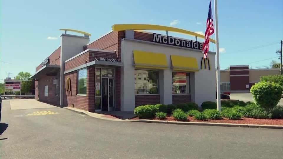米マクドナルドでO157集団感染、1人死亡 49人体調不良訴え