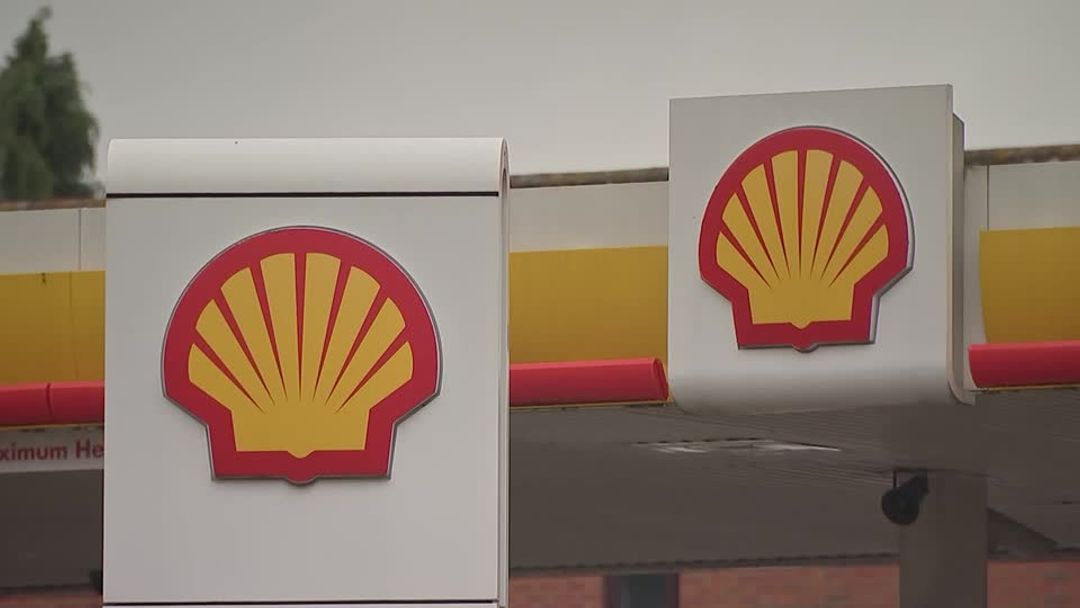 Shell's $6 billion profit smashes forecasts as LNG offsets weak ...