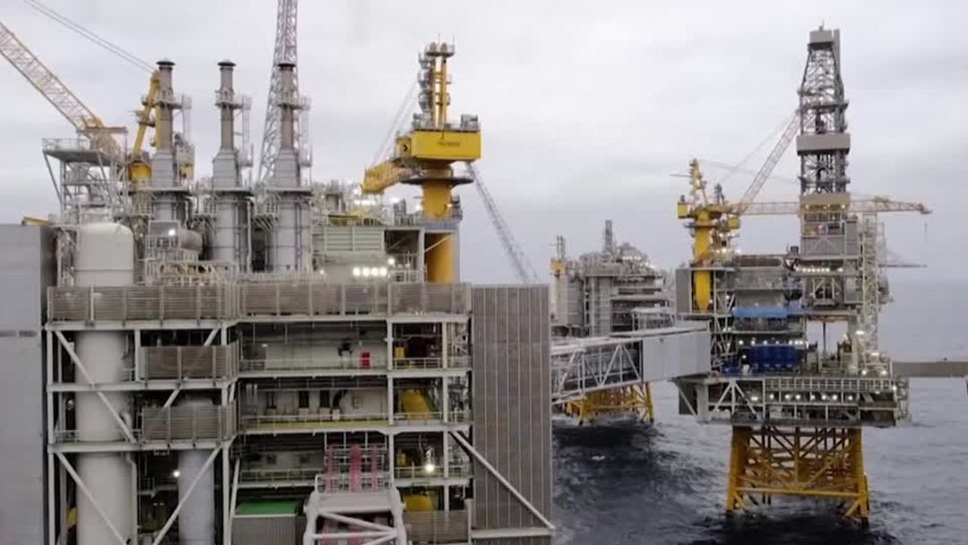 Shell and Equinor form UK North Sea oil and gas joint venture | Reuters