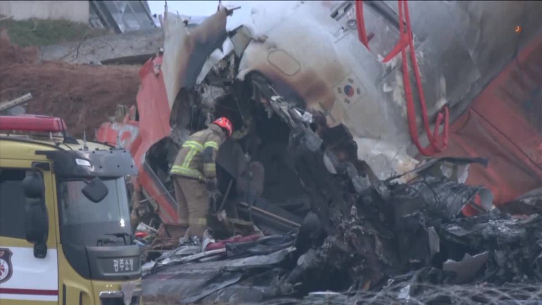 Fiery plane crash kills 179 in worst airline disaster in South Korea ...