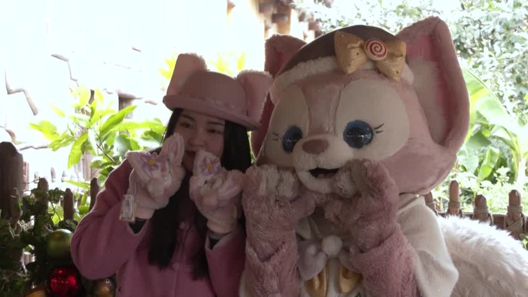 Pink fox 'Linabell' wins Chinese hearts as Disney taps emotional ...