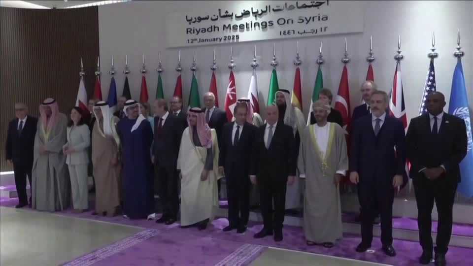 Arab and Western foreign ministers' hold Syria talks in Riyadh | Reuters