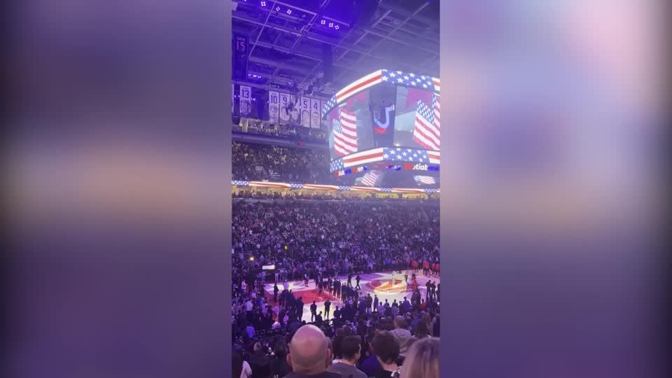 Canadian fans boo US national anthem at NBA game in Toronto | Reuters