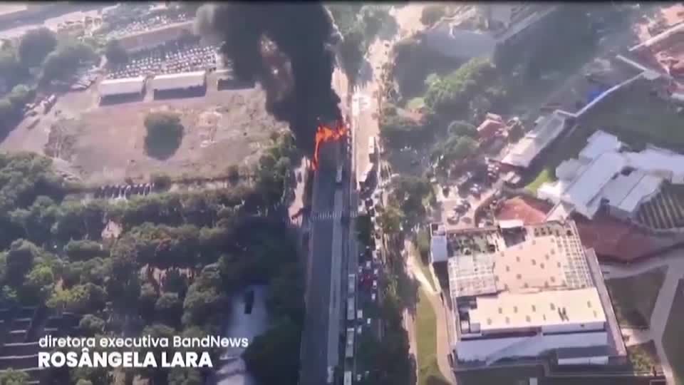 At least two dead after plane crashes into busy Sao Paulo street | Reuters