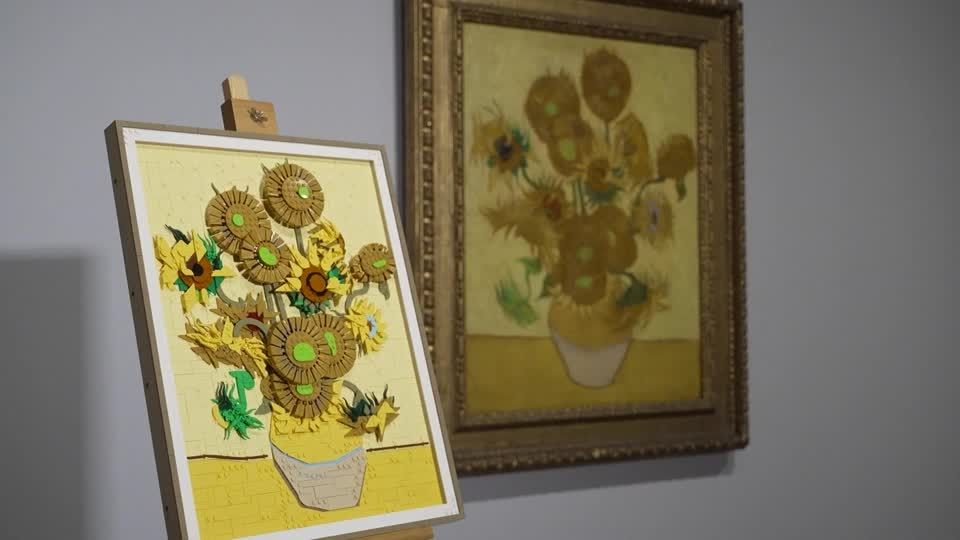 本物そっくり？名画「ひまわり」を再現できるレゴ、オランダのゴッホ