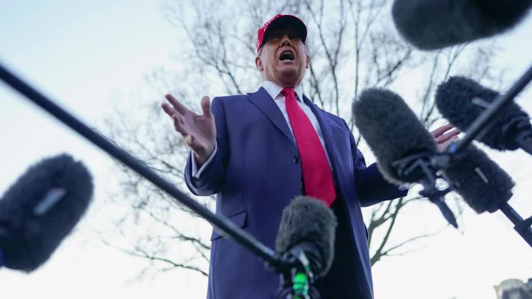 Trump weighs revoking legal status of Ukrainians as US steps up ...