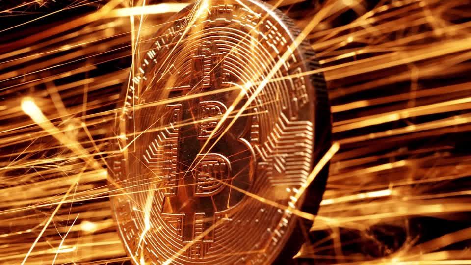 Trump signs order creating US strategic crypto reserve