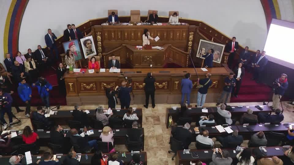 Venezuela national assembly greenlights economic emergency decree | Reuters