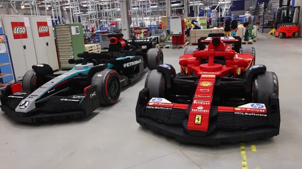 It's lights out and away they Lego for F1 drivers parade in Miami - Main Image