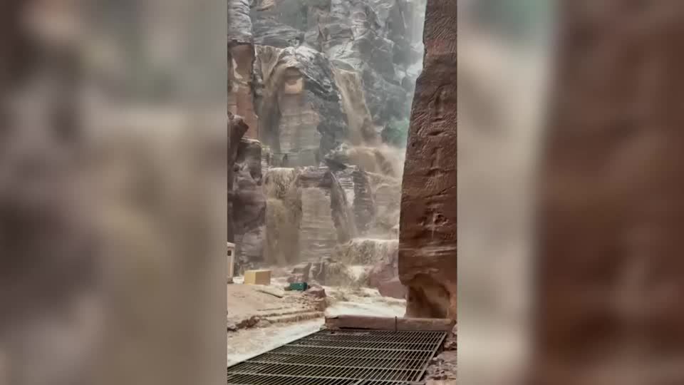 Tourists evacuated as flooding hits Petra's archaeological site | Reuters