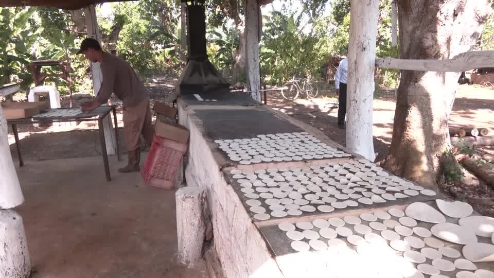 Ancient flatbread makes a comeback in Cuba as crisis bites | Reuters
