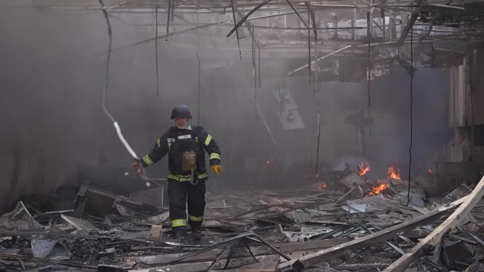 Russia launches largest drone attack after peace talks, Ukraine says ...