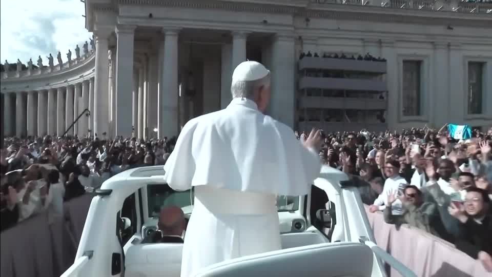 新ローマ教皇、就任ミサで結束呼びかけ ゼレンスキー氏らも参列 | ロイター