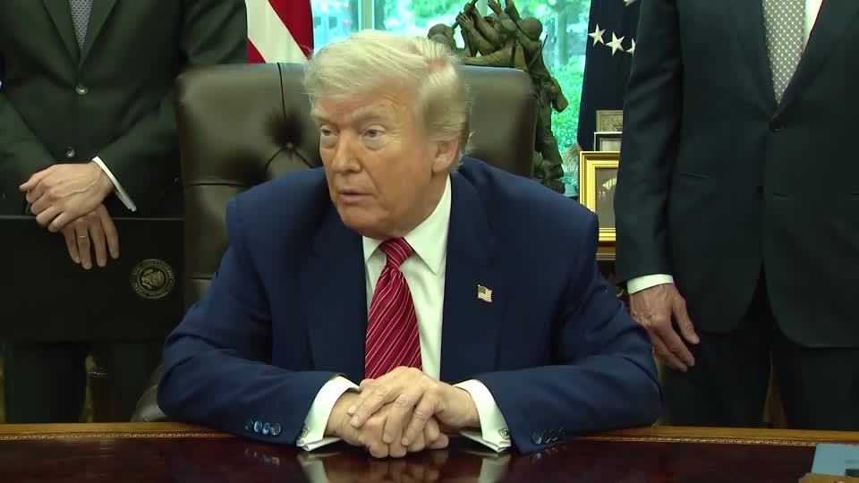 Trump threatens new tariffs on European Union, Apple | Reuters