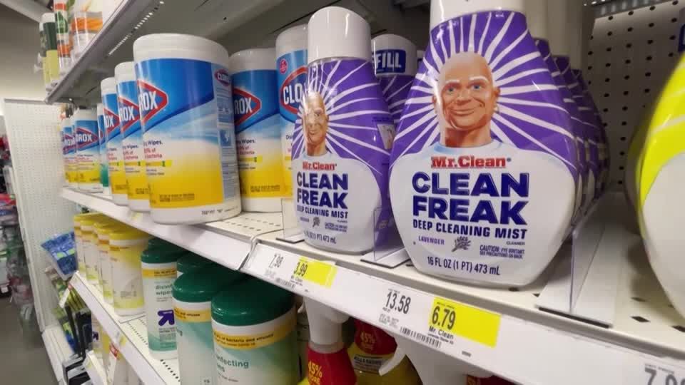 US consumer prices rise slightly; tariffs seen boosting inflation