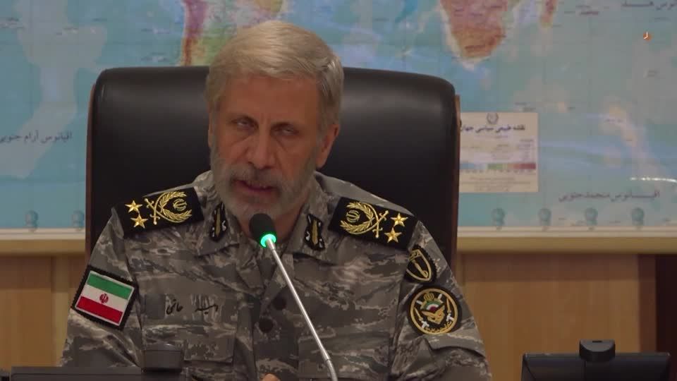 Iran defense chief warns of 'decisive response' to US nuclear strike