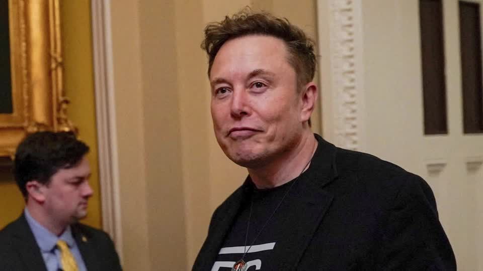 Investors I Want To Buy Tesla Stock Musk Suggests Tesla