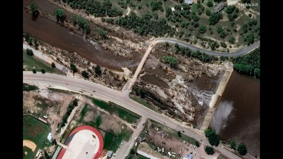 米テキサス州洪水の死者100人超える、行方不明者180人以上 | ロイター