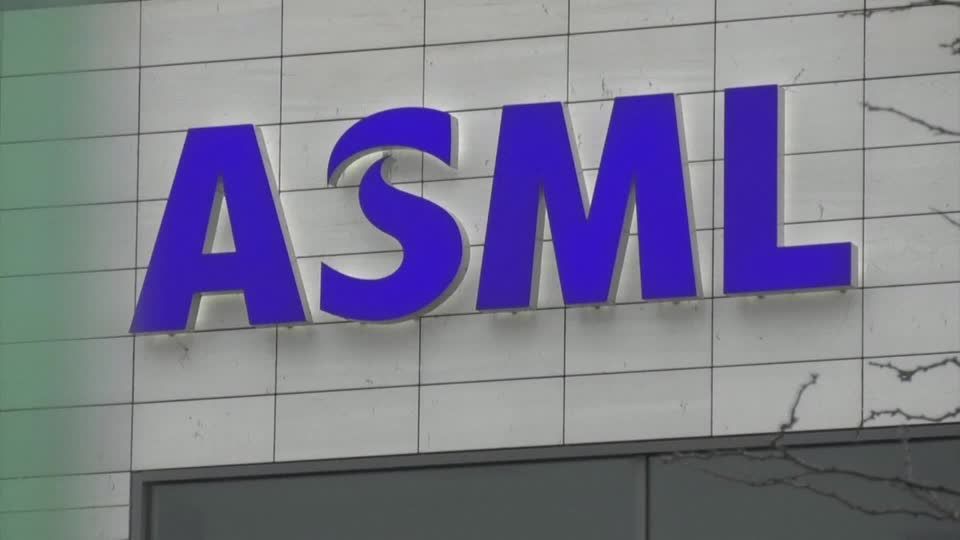 ASML warns it may not achieve growth in 2026, shares drop | Reuters